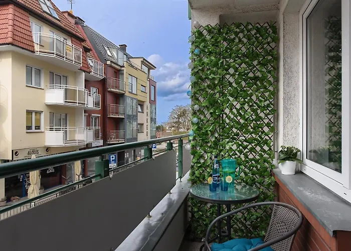 Puerto I Costa Blisko Plaży W Kołobrzegu *