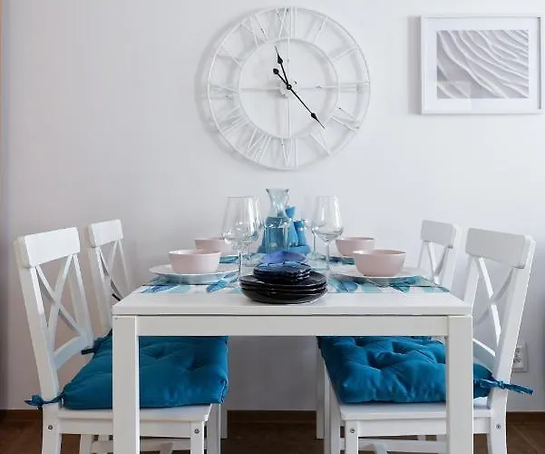 Puerto I Costa Blisko Plaży W Kołobrzegu *